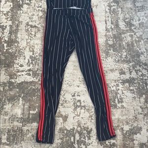 A two piers jump suit